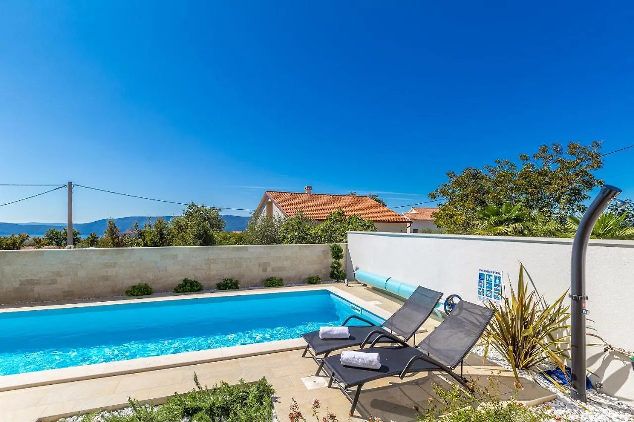 Villa Insula Aurea No.1 Linardici Croatia