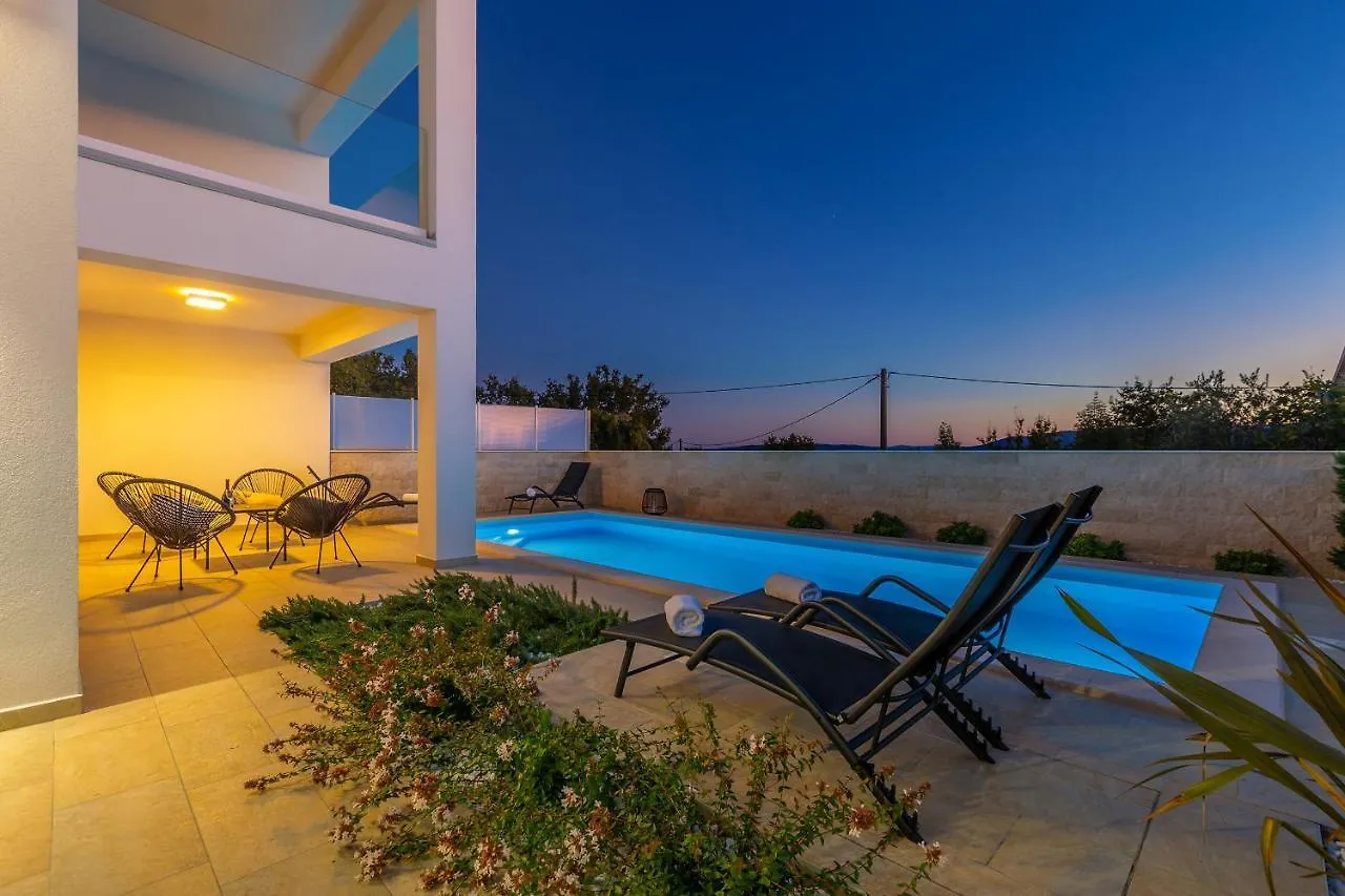 Feriehus Villa Insula Aurea No.1 Linardići Kroatien